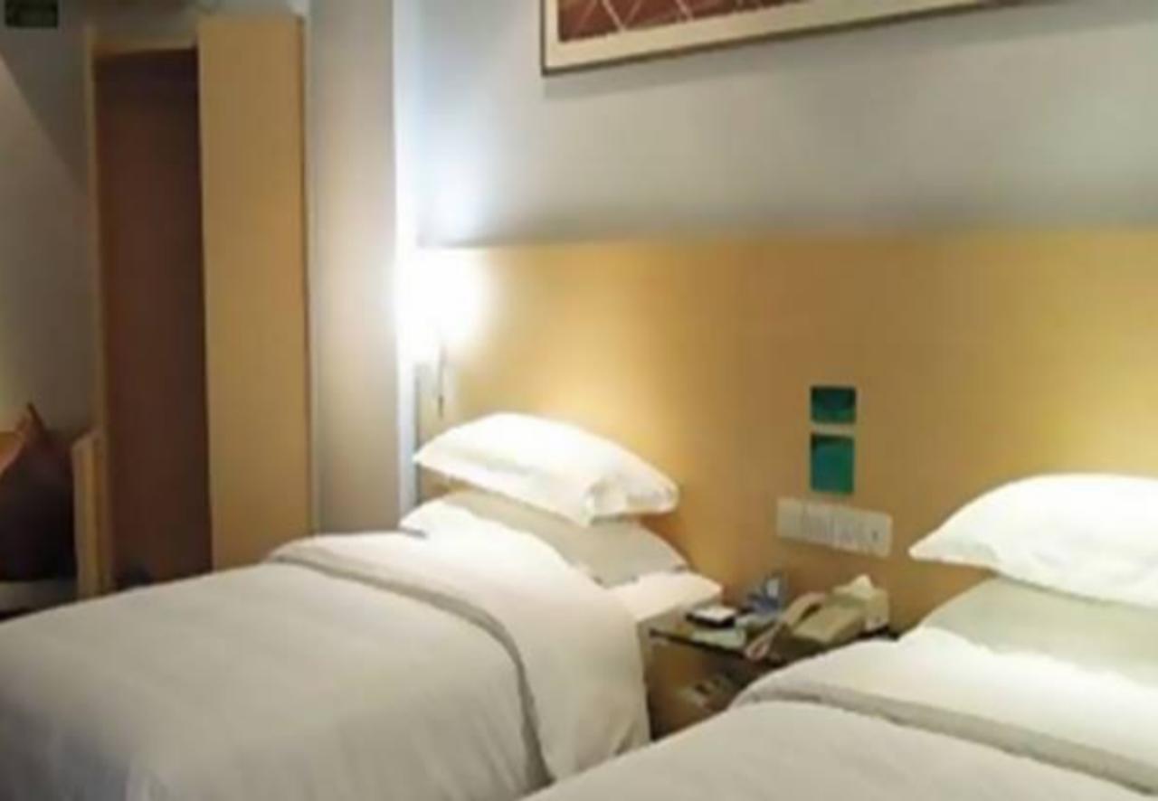 City Comfort Inn Liuzhou North Railway Station Branch Bagian luar foto